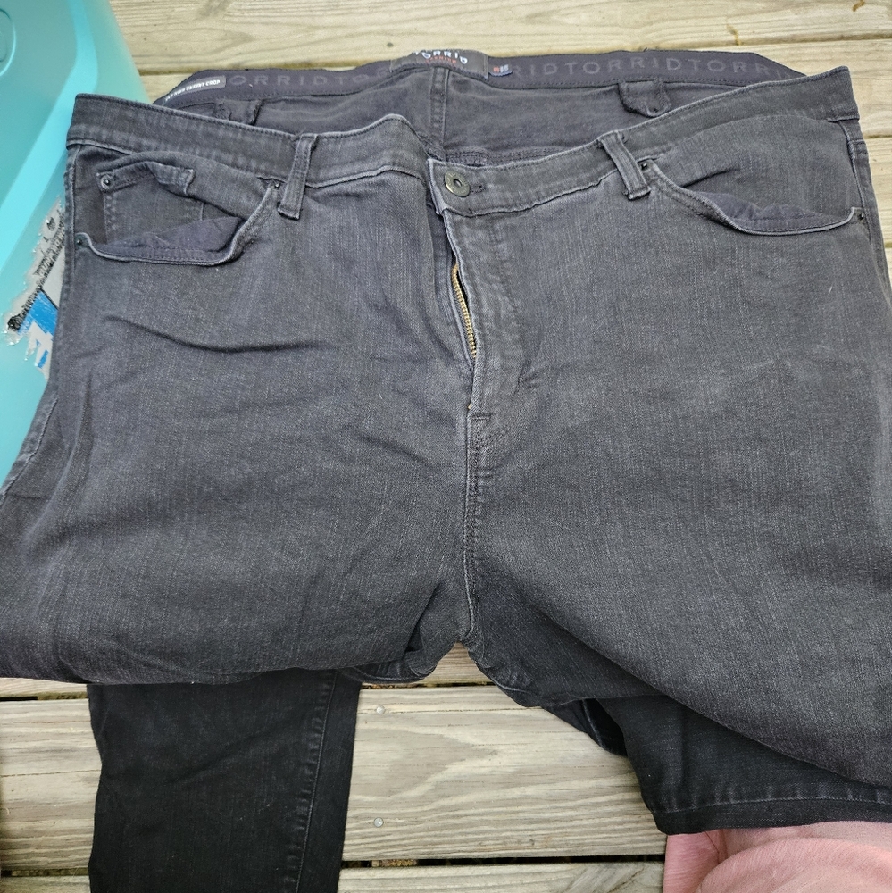 Torrid Sky High Skinny Jean Crop